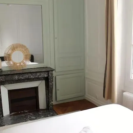 Le Parisien Gares De L'est Et Du Nord Appartement *